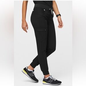 Black Figs Women’s Zamora Joggers